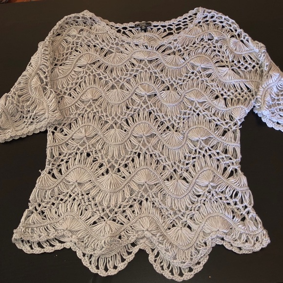 Gray Knit Short Sleeve Top, Size Petite Medium - Picture 1 of 6